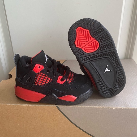 nike air jordan 4 retro red thunder